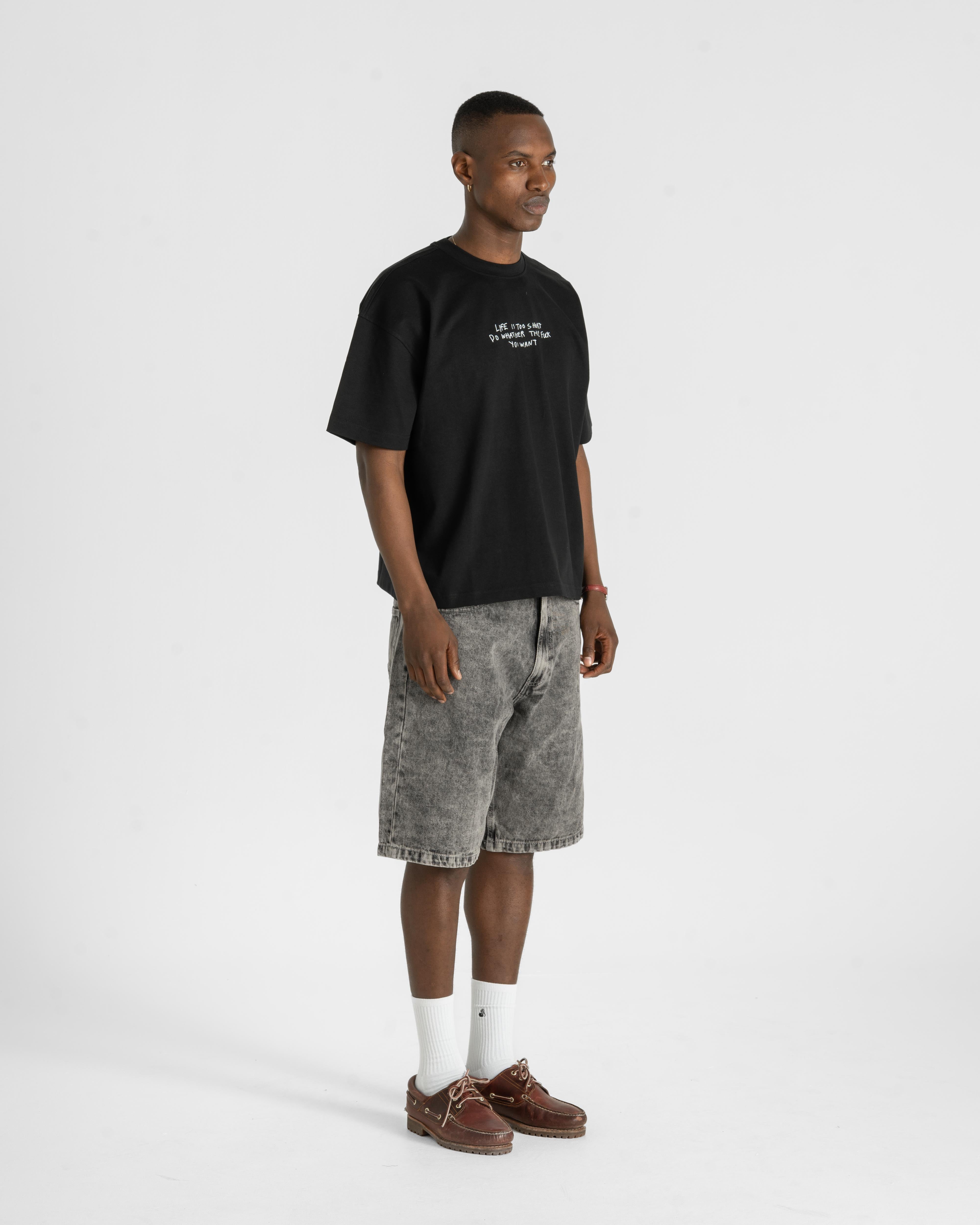 "Life is too short" T-shirt Black